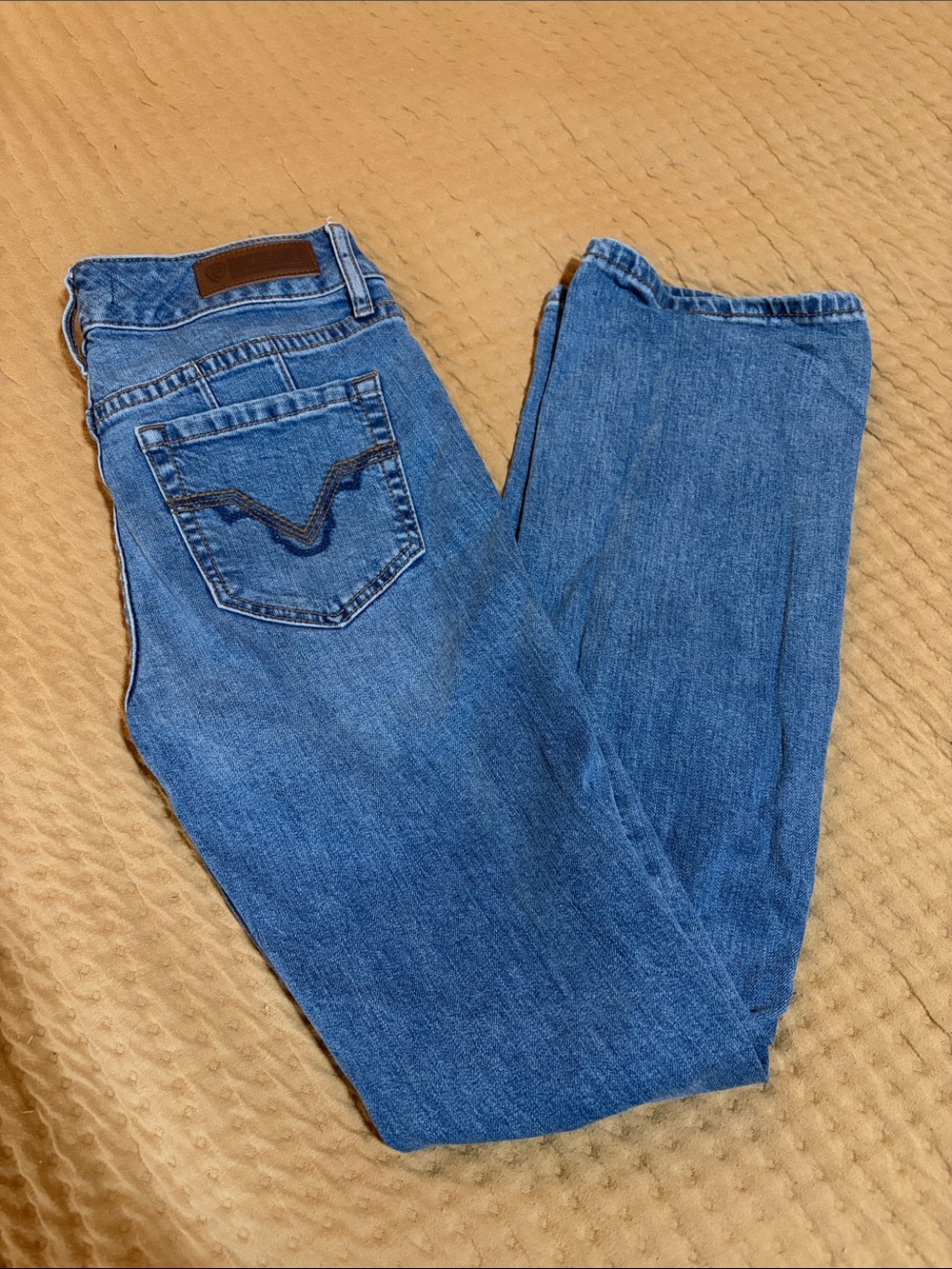 Women's Boot Cut Jeans in Medium Blue - Classic Everyday Style